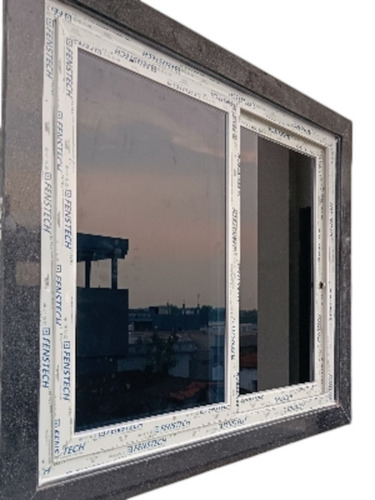 Sliding Window - Installation Type: Screw In