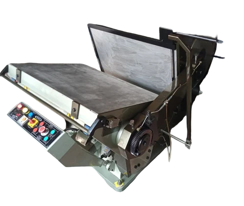 Die Punching And Creasing Machine