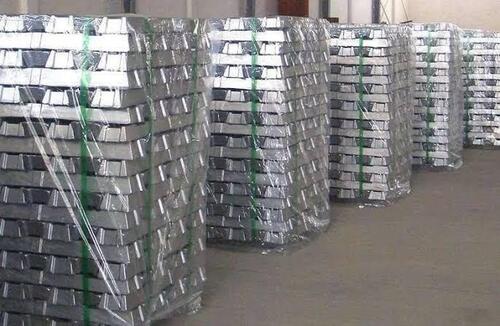 Aluminum ingots, A7, 99.7%