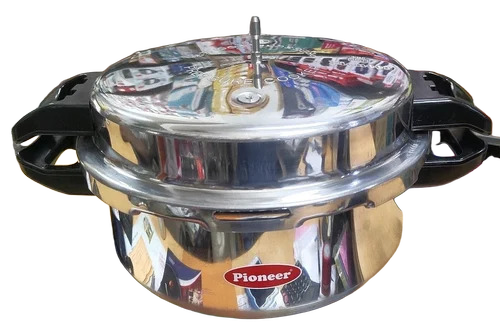 Mega Pressure Cooker - Handle Material: Plastic