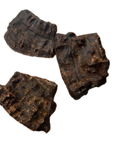 Natural Agarwood Chips - Grade: High Resin