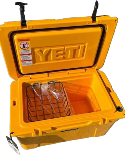Yeti Tundra Cooler New W/Tags - Material: Plastic