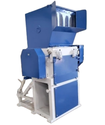 Pet Bottle Grinding Machine - Color: Blue And White