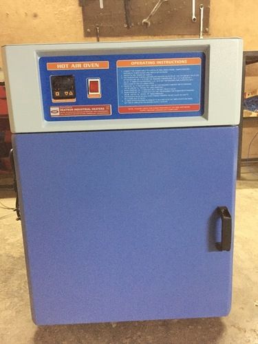 Industrial Hot Air Oven - Accuracy: +/-3 Degree  %