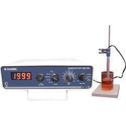 Conductivity Meter - Table Top Model with 3 1/2 Digit LED Display | 5 Measurement Ranges, Platinum Dip Electrode, Temperature Compensation, 1% Accuracy