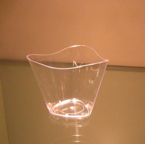 Triangle Wave Cup