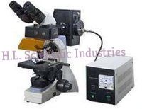 Trincular Research Microscope