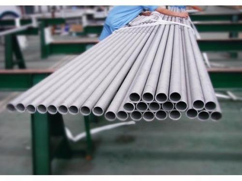 Seamless Steel Pipes - TP304, TP316, TP347 Grades , Ideal for Chemical, Petrochemical, and Environmental Applications