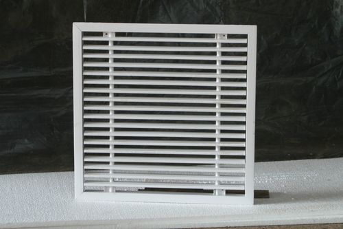 Linear Grilles