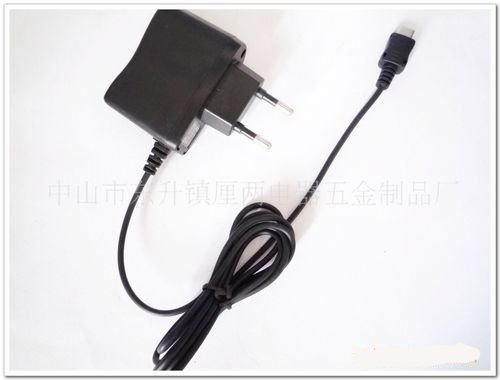 मोबाइल फोन के लिए V8 ट्रैवल चार्जर