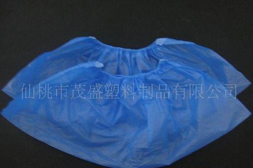 Disposable Non-Woven Shoe Covers - High-Quality Single-Use PE and CPE Material | Ideal for Medical Surgical, Food, Mine, Chemistry, and Electronics Industries