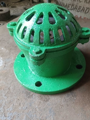 PP Nut Bolt Foot Valve - 1/2 Inch, Red PP Material | 100 PSI Operating Pressure, 140Â°F Temperature Rating, Threaded Connection, 0.5 kg Weight