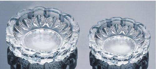 glass ashtrays