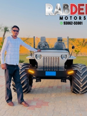 Army Green Modified Willys Jeep - Material: Metal