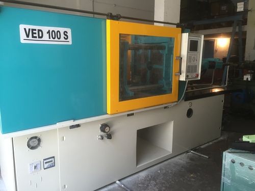 New Injection Moulding Machine