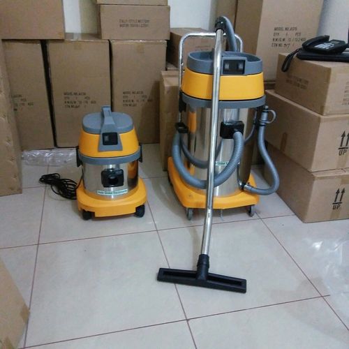 Industrial Vacuum Cleaner Makage-80