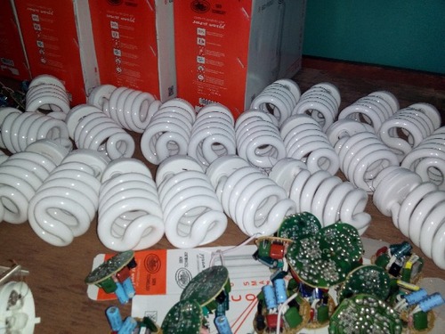 सीएफएल ट्यूब और ड्राइवर