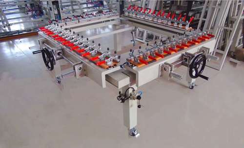 Large Size Automatic Stretching Machine Capacity: 1 Cubic Meter (M3)