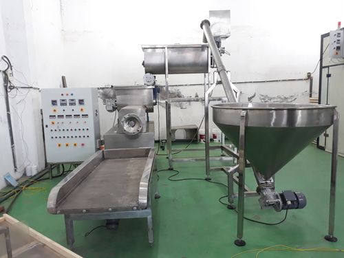 Lower Energy Consumption Pasta Extruder 300 Kg/H Machine