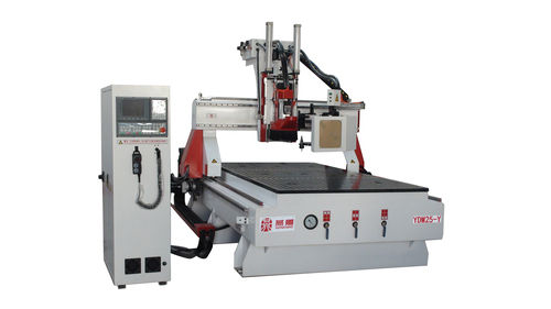 Wood Cnc Router Machine With Auto Tool Change Atc Servo Motor Capacity: 1300*2500Mm