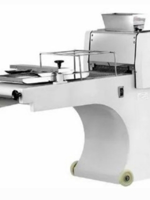 अर्ध स्वचालित मुरुक्कू मशीन