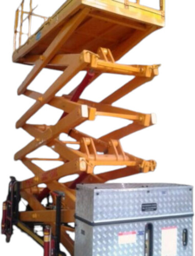 Traction Scissor Lift - Attributes: Durable