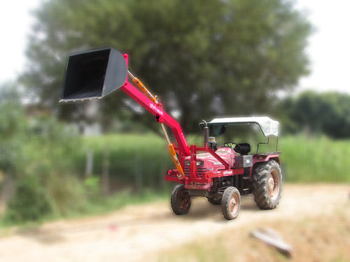 Mini Front Back End Loader Capacity: 300 Kg Kg/Hr