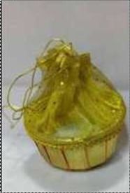 Yellow Fancy Gift Round Baskets 