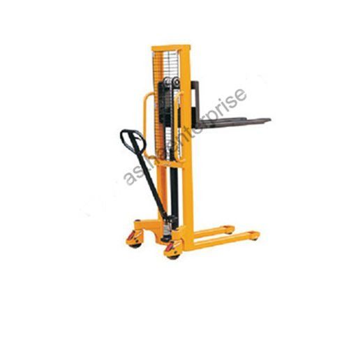 Heavy Duty Pallet Stacker Lifting Capacity: 1000 Kgs  Kilograms (Kg)