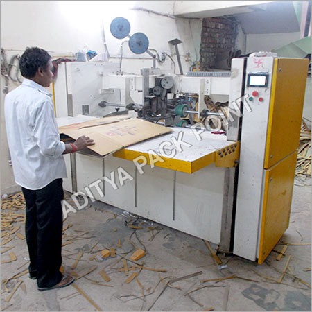 नालीदार बक्सों का निर्माण