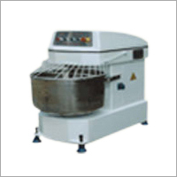 आटा गूंधने की मशीन