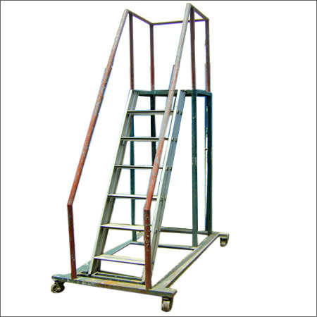 Aluminum Trolley Step Ladder - 1900mm Height, Robust Structure & Lockable Wheels for Safe Use