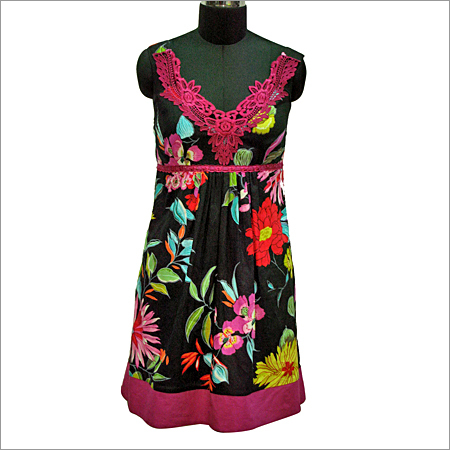 प्रिंटेड लॉन्ग टॉप