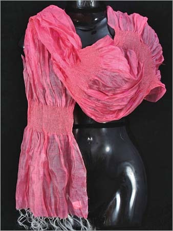 व्हाइट मैजेंटा स्कार्फ