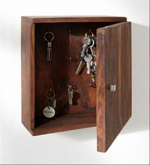 लकड़ी का कुंजी बॉक्स