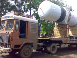 कूल व्हाइट दिल्ली सड़क परिवहन