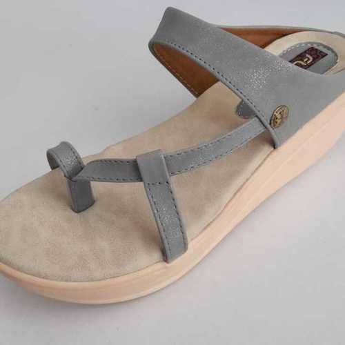 odyssia ladies chappals