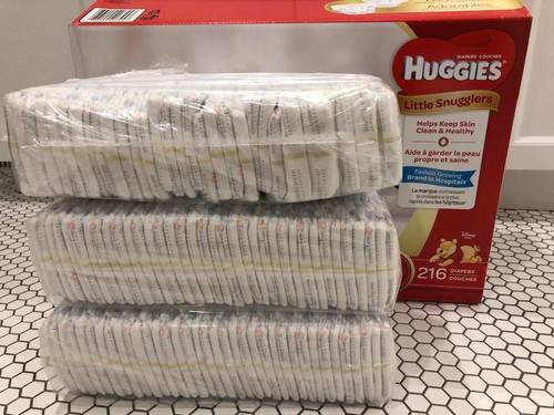 Huggies Little Snuggler Baby Diaper