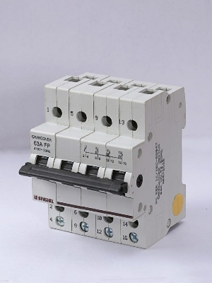 Electrical Mini Change Over Switch - Plastic, Various Sizes, White | Shock Proof, Durable, Rectangular Fitting for Home, Office, School, Hospital