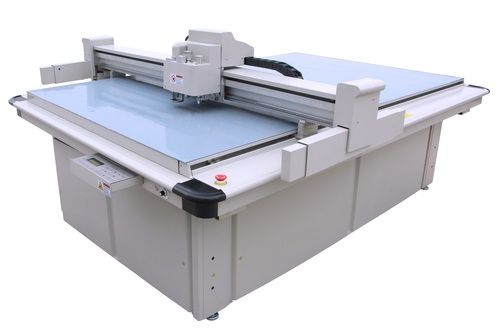 Fully Automatic Digital Flatbed Cutting Machine