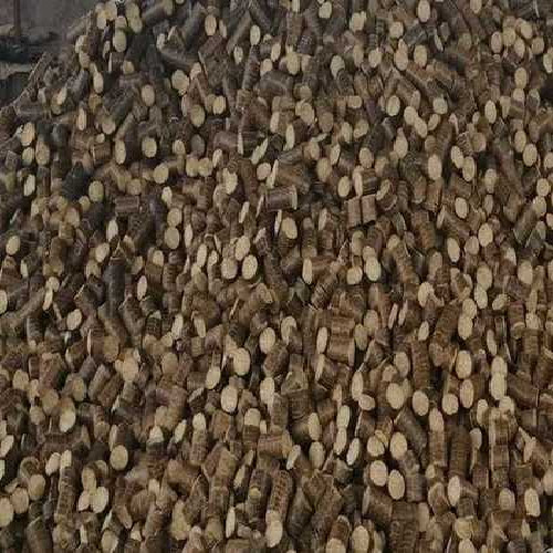 Eco Friendly Waste Mustard Briquettes - Ash Content (%): 15% Max