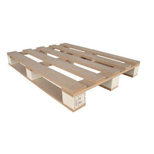 Pine Wood Pallets 200 Kg Capacity - Color: Natural