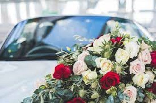 Multi Color Shade Roses Bunches For Decorative Wedding Cars