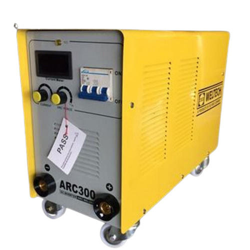 20 X 8 X 13 Inches, 50 Hz Frequency 18.5 Ampere Arc 300 Welding Machine