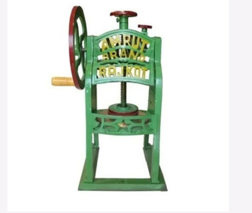 Manual Green Hand Operating 40 Kilogram Capacity In A Hour Ice Gola Machine