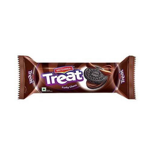 Delicious Round Sweet Crispy Creamy Britannia Treat Funky Choco Biscuits