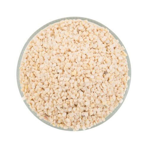 Round Shaped Dried Indian Originated White Splited Urad Dal, Packet Of 1 Kg