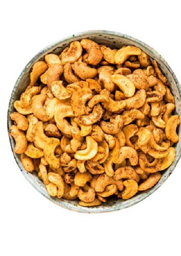 1 Kilogram White Food Grade Natural Roasted And Salted Flavour Cashew Nuts 