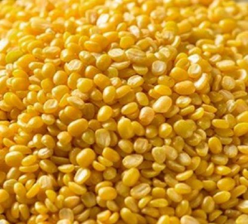 Commonly Cultivated Pure And Dried Splited Semi Round Moong Dal With Rich Source Of Protein