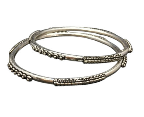 Party Women Round Stylish Modern Elegant Look And Casual Wear Silver Bangles